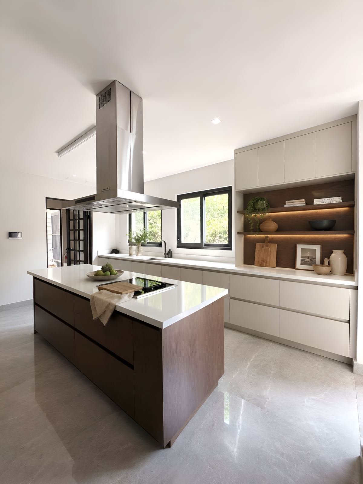 Cocina contemporánea con isla